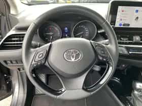 Toyota C-HR (2023) thumbnail 26