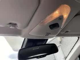 Toyota C-HR (2023) thumbnail 33