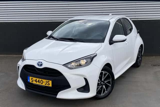 Toyota Yaris (2023) thumbnail 1