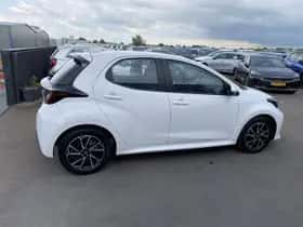 Toyota Yaris (2023) thumbnail 12
