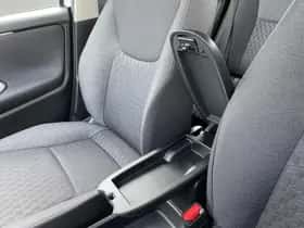 Toyota Yaris (2023) thumbnail 40