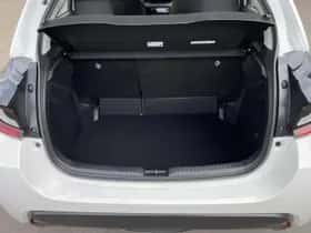 Toyota Yaris (2023) thumbnail 8