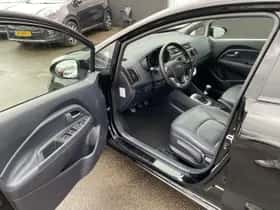 Kia Rio (2014) thumbnail 15