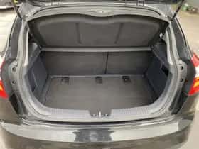 Kia Rio (2014) thumbnail 8
