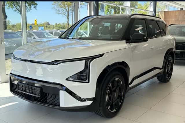 Kia EV5 (2026) thumbnail 1