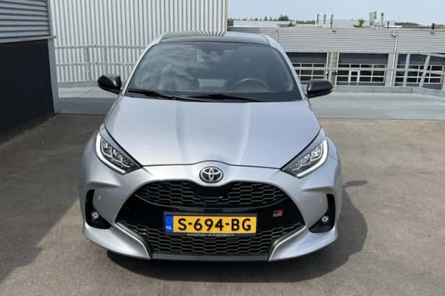 Toyota Yaris (2023) thumbnail 6