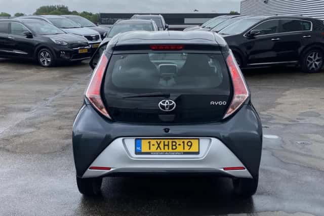 Toyota Aygo (2014) thumbnail 6