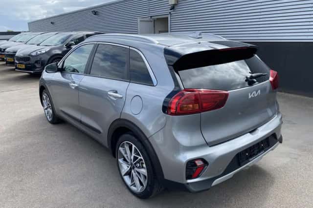 Kia Niro (2022) thumbnail 3