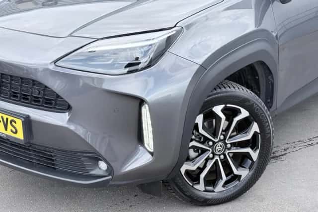 Toyota Yaris Cross (2022) thumbnail 2