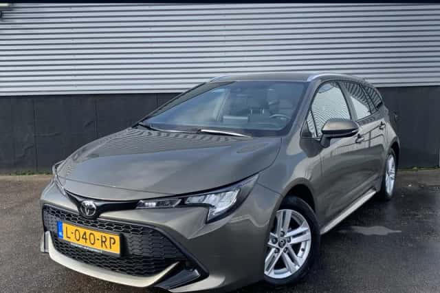 Toyota Corolla (2021) thumbnail 1