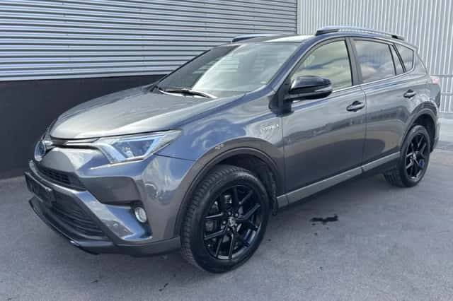 Toyota RAV4 (2018) thumbnail 4