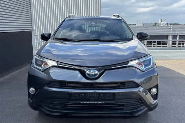 Toyota RAV4 (2018) thumbnail 5