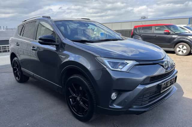 Toyota RAV4 (2018) thumbnail 6