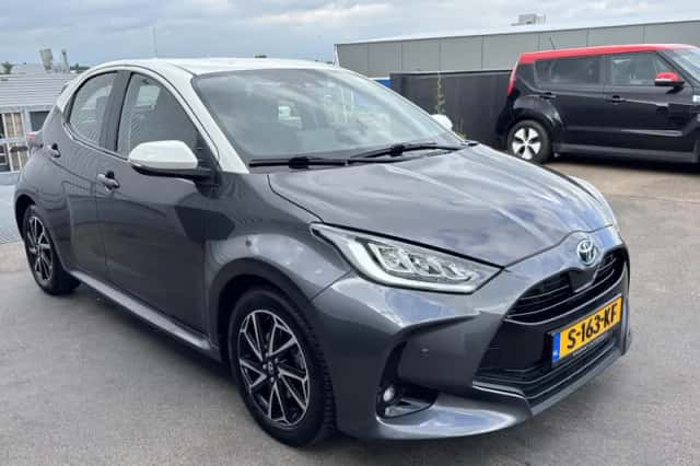 Toyota Yaris (2021) thumbnail 6