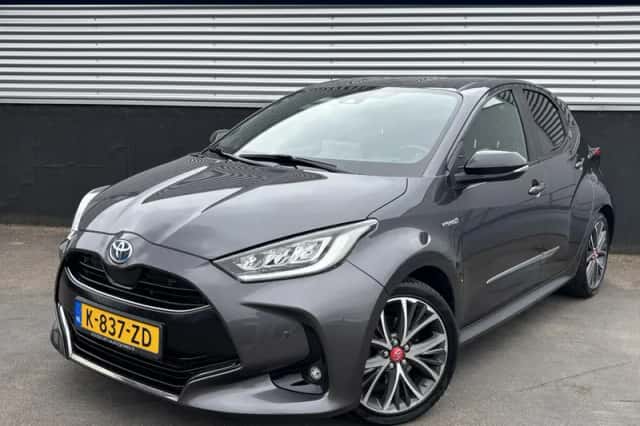 Toyota Yaris (2021) thumbnail 1