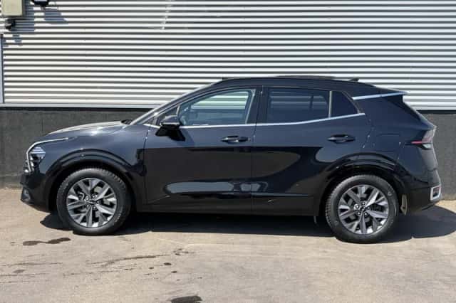 Kia Sportage (2022) thumbnail 2