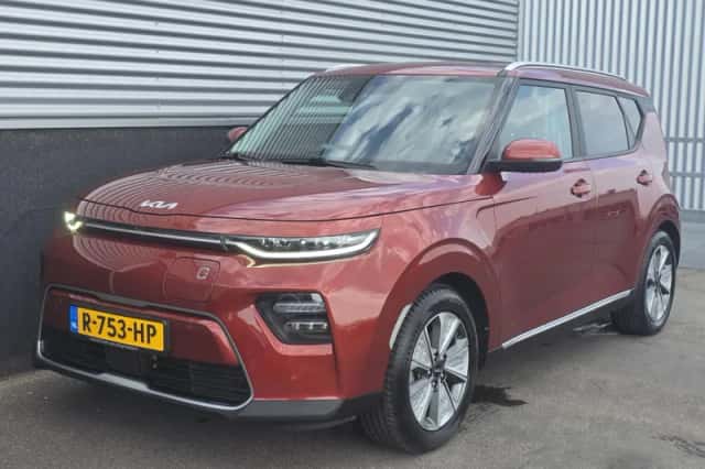 Kia Soul EV (2022) thumbnail 3