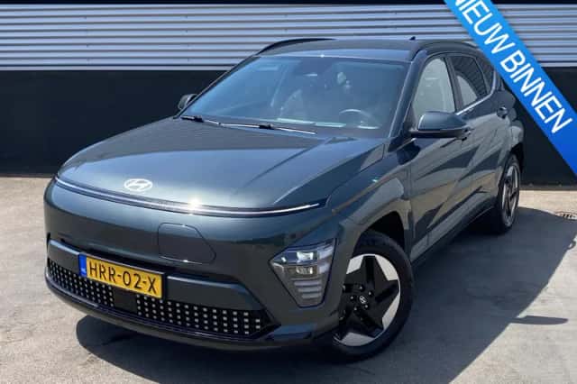 Hyundai Kona (2025) thumbnail 1