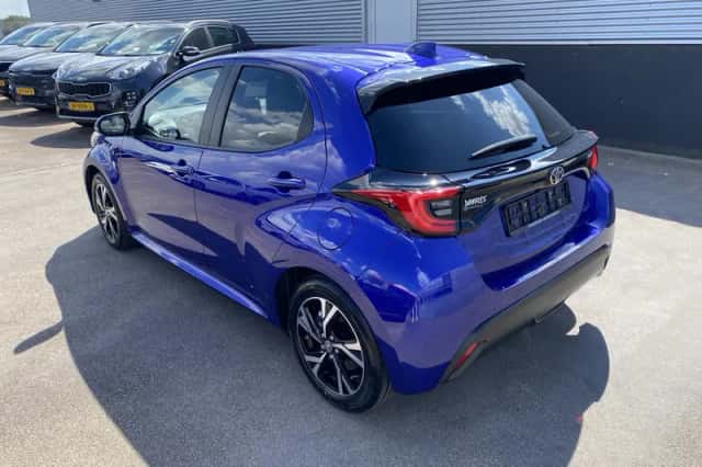 Toyota Yaris (2024) thumbnail 5