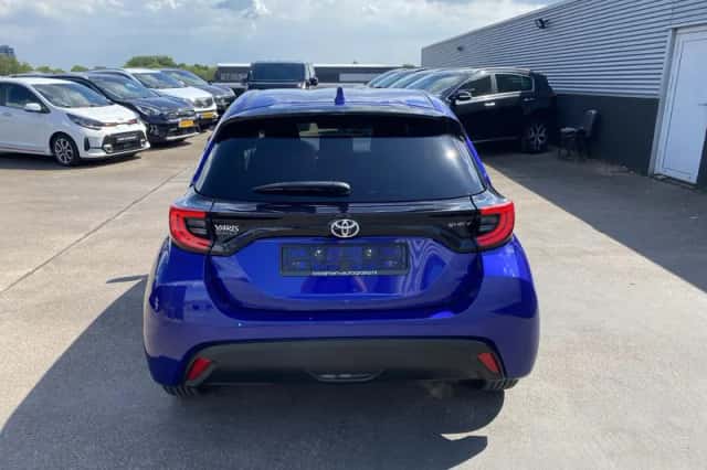 Toyota Yaris (2024) thumbnail 6