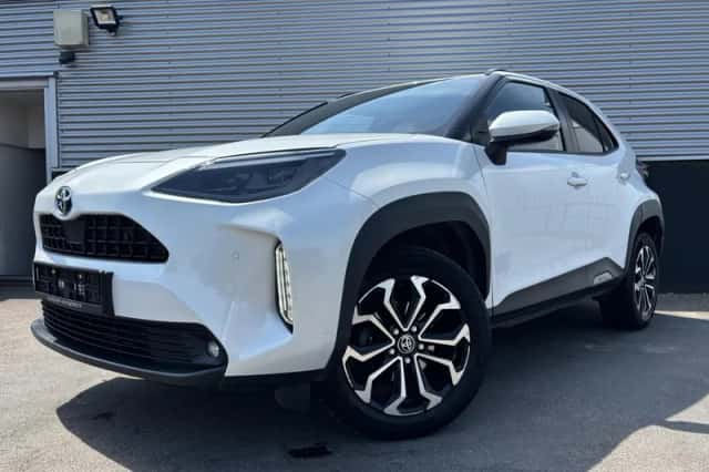 Toyota Yaris Cross (2023) thumbnail 2