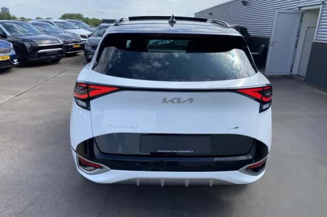 Kia Sportage (2023) thumbnail 4