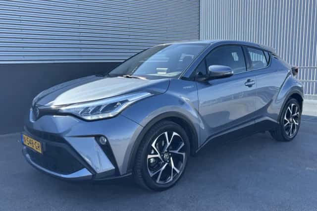 Toyota C-HR (2021) thumbnail 4