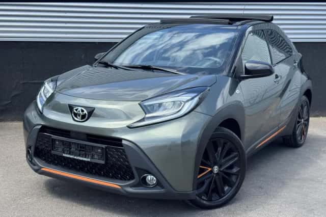 Toyota Aygo (2022) thumbnail 1
