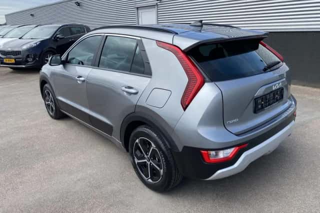 Kia Niro (2024) thumbnail 3