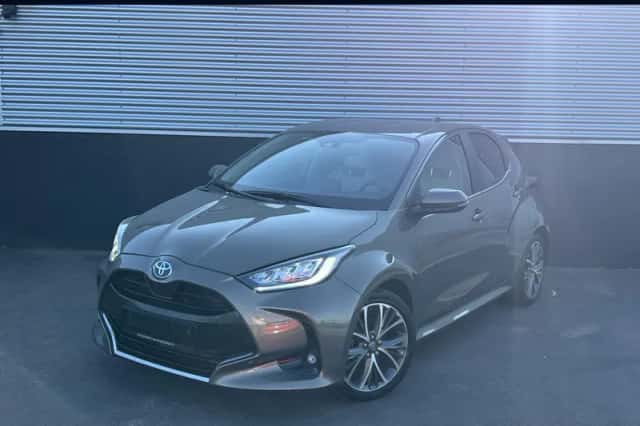 Toyota Yaris (2023) thumbnail 1