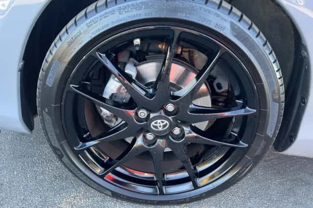 Toyota Yaris (2019) thumbnail 5
