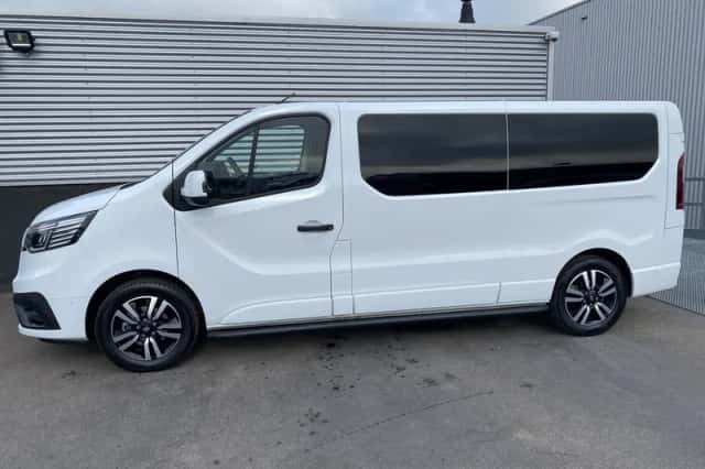Renault Trafic (2024) thumbnail 6