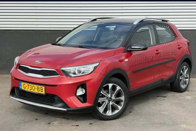 Kia Stonic (2019) thumbnail 1