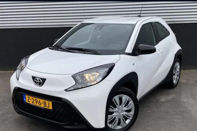 Toyota Aygo (2024) thumbnail 1