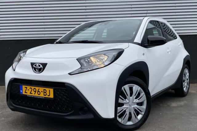 Toyota Aygo (2024) thumbnail 2