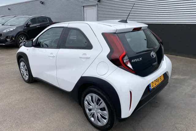 Toyota Aygo (2024) thumbnail 4