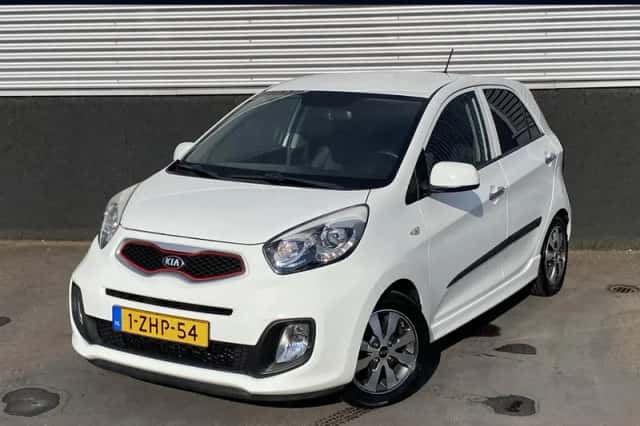 Kia Picanto (2015) thumbnail 1