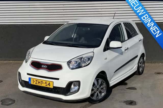 Kia Picanto (2015) thumbnail 1