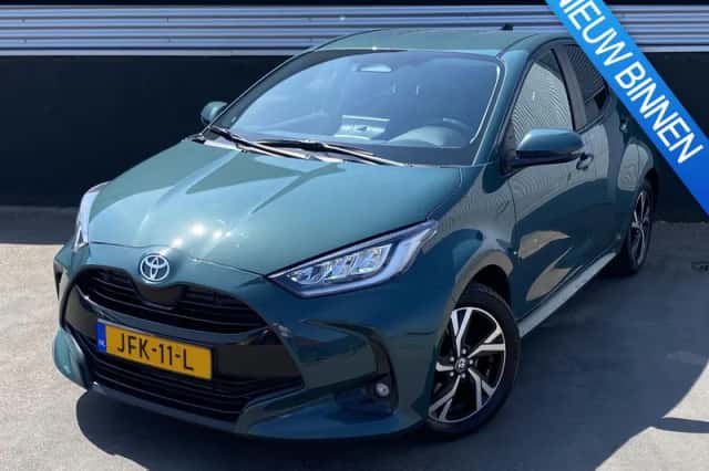 Toyota Yaris (2025) thumbnail 1