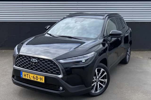 Toyota Corolla Cross (2025) thumbnail 1