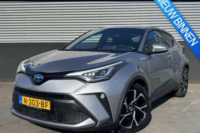 Toyota C-HR (2021) thumbnail 1