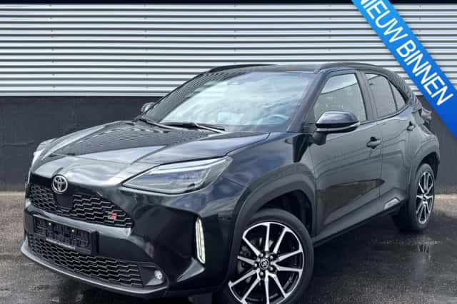 Toyota Yaris Cross (2024) thumbnail 1