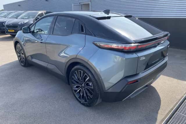 Toyota C-HR+ (2026) thumbnail 5