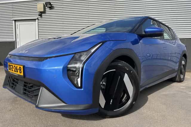 Kia EV4 (2026) thumbnail 2