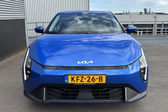 Kia EV4 (2026) thumbnail 5
