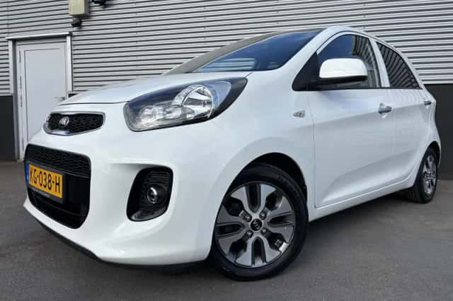 Kia Picanto (2016) thumbnail 2