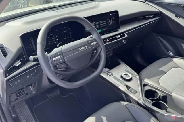 Kia Niro (2026) thumbnail 5
