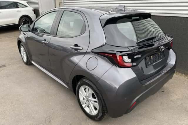 Toyota Yaris (2025) thumbnail 5