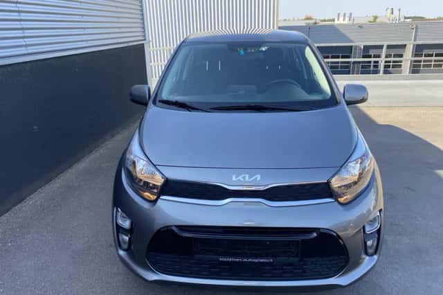 Kia Picanto (2023) thumbnail 3