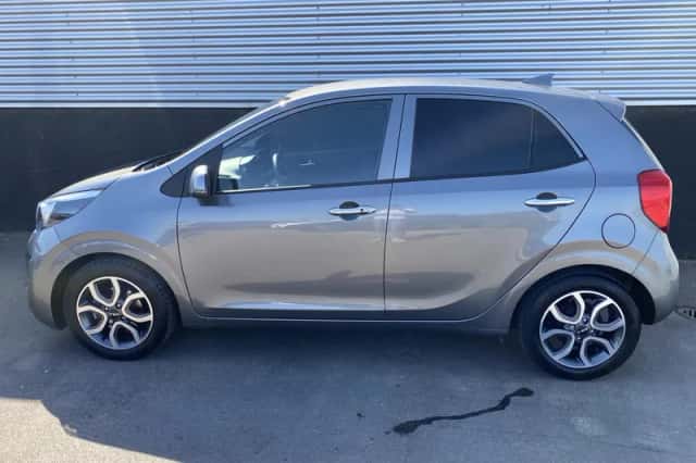 Kia Picanto (2023) thumbnail 4